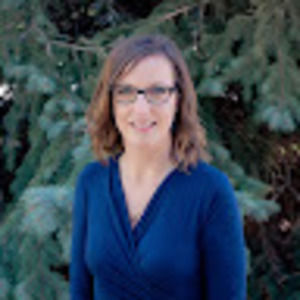 Meet your Posher, Delphine